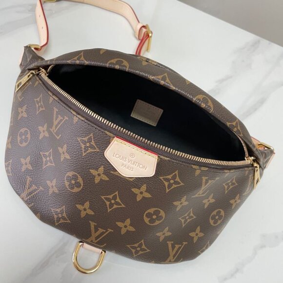 🍀Louis Vuitton Bumbag Brown Monogram Canvas Messenger Bag - Picture 6 of 9